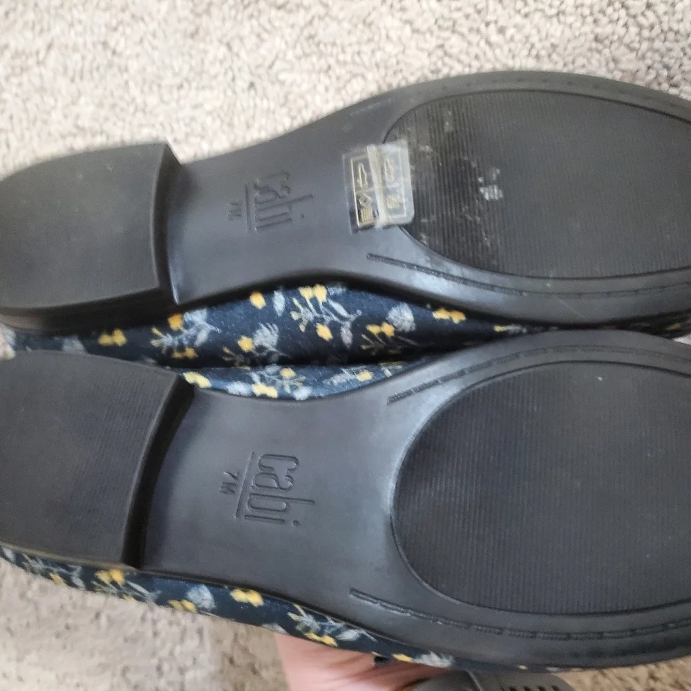 Cabi Velvet Feel Flodal Loafers With Gold Tone Hardware Size 7 - Picture 3 of 6